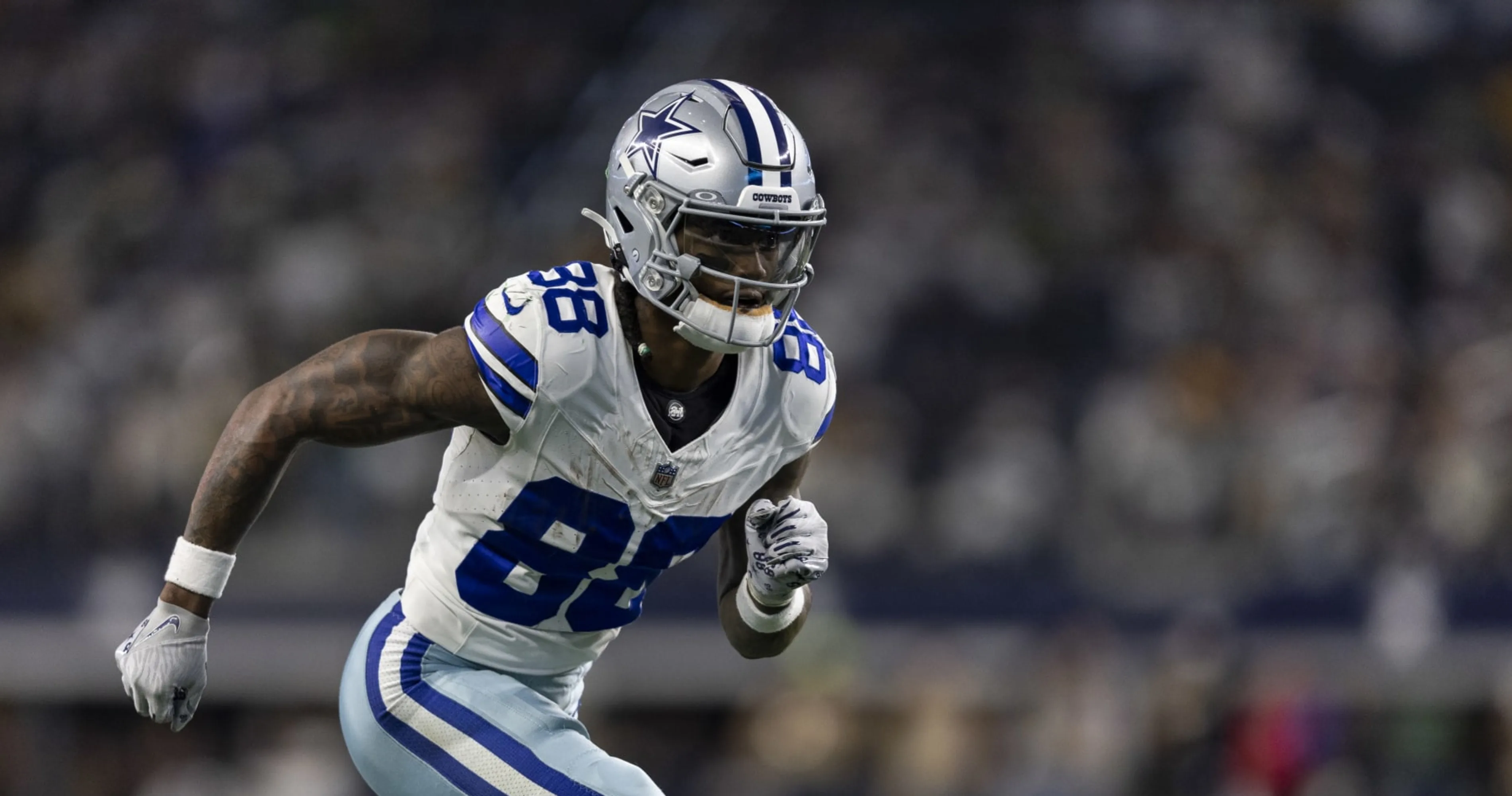 CeeDee Lamb Deletes Cowboys from Social Media Amid Trade Rumors