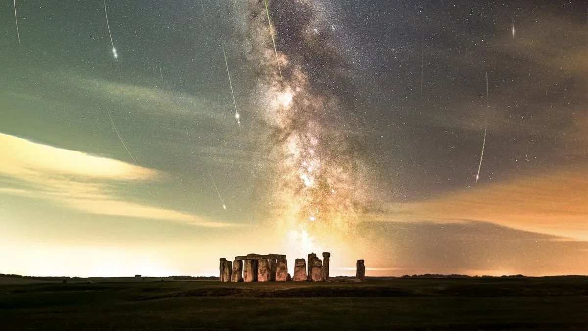 Perseid Meteor Shower Dazzles with Stunning Shooting Stars Over