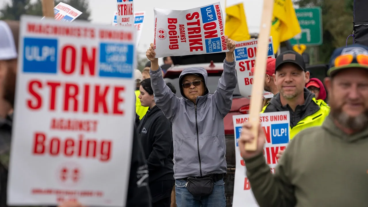 Boeing Boosts Pay To End Machinists Strike: Union Deal On The Horizon ...