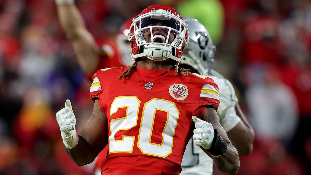 2024 NFL Black Friday Grades Raiders Shockingly Outshine Chiefs in