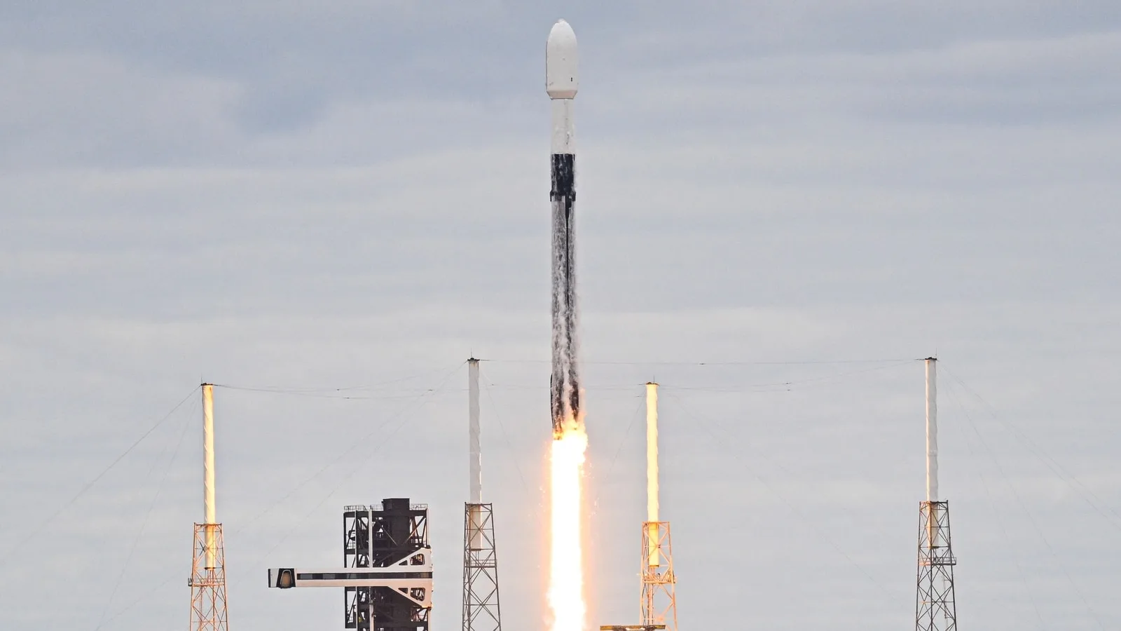 Elon Musk's SpaceX Successfully Launches ISRO's GSAT-N2 Satellite Into ...