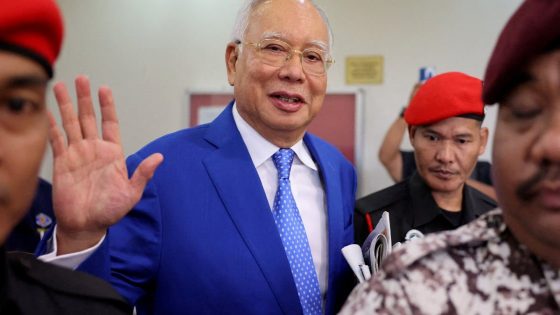 Dokumen Tambahan: AGC fail permohonan larangan bersuara dalam kes Najib - Harian Metro