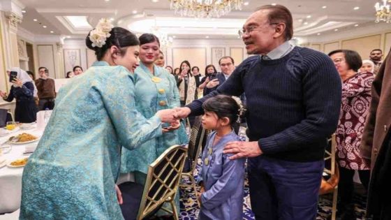 Anwar beramah mesra dengan rakyat Malaysia di Belgium