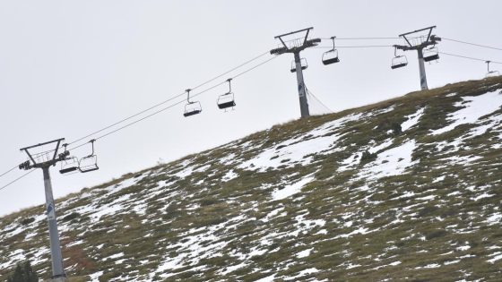 Almenys nou ferits molt greus després de caure un telecadira a l'estació aragonesa d'Astún