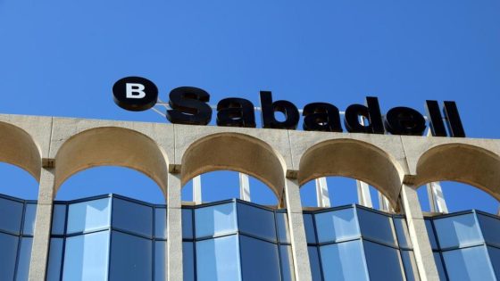 Banc Sabadell torna a Catalunya després de set anys amb la seu a Alacant