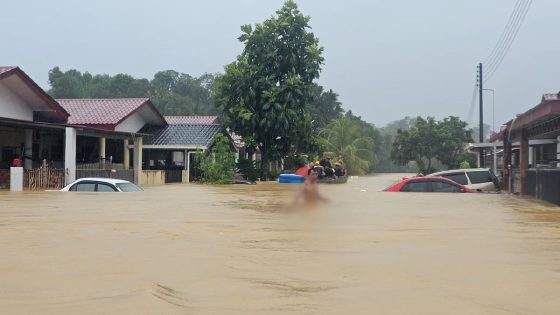 Banjir terburuk landa Bintulu - Harian Metro