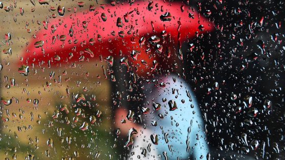 Vem aí a tempestade Éowyn: Portugal continental com chuva e vento forte a partir de sexta-feira