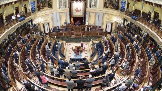 Junts i PP tomben el decret òmnibus de Sánchez i frenen la pujada de les pensions