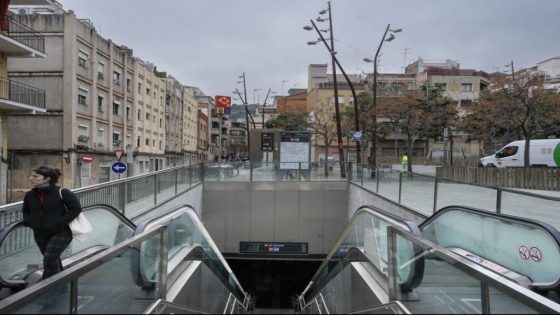 Els vigilants del Metro no descarten la vaga si no hi ha més millores | X.A | Barcelona | Infraestructures