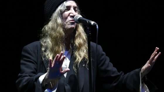 Patti Smith apologizes for canceling show after collapsing onstage in Brazil