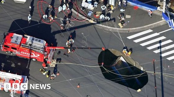 Sinkhole widens as rescuers try to save truck driver