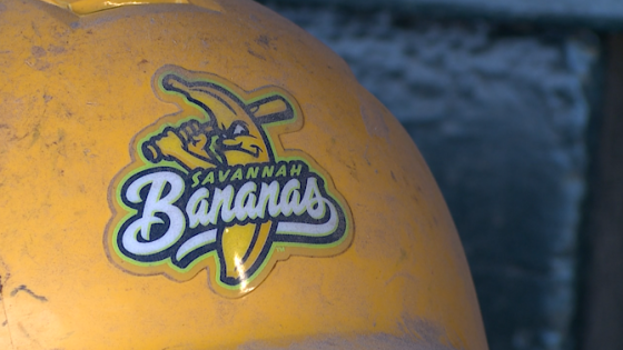 Savannah Bananas sell out Memorial Stadium at Clemson