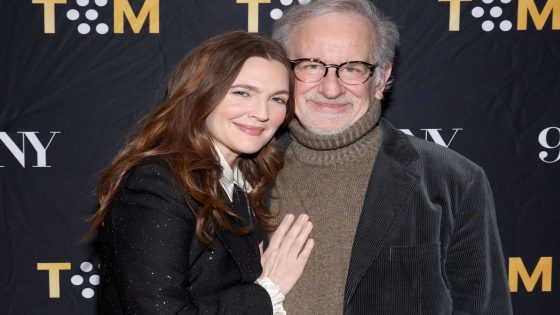 Steven Spielberg Says Young Drew Barrymore in ‘E.T.’ Made Him ‘Want to Be a Father’