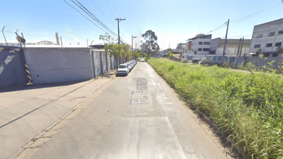 A vítima caiu em um córrego na rua Panambi em Guarulhos, na Grande São Paulo