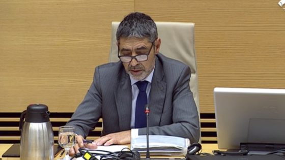 El director general de la Policia, Josep Lluís Trapero, en la compareixença del Congrés/Congreso