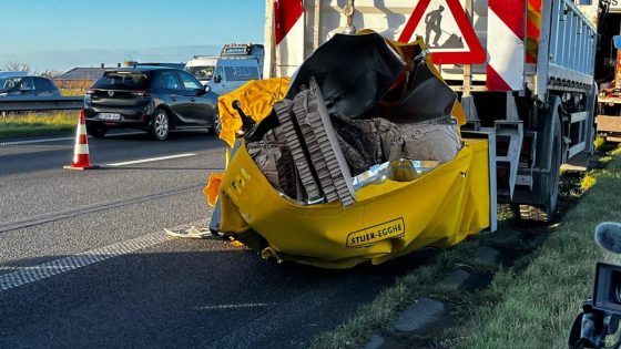 Vrachtwagen rijdt in op botsabsorbeerder op E403: 45…