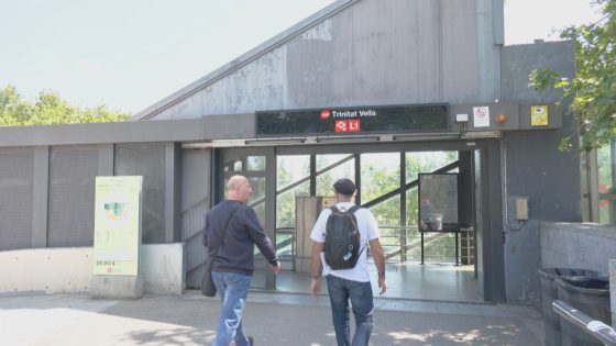 Dos ferits en una baralla al metro de Trinitat Vella