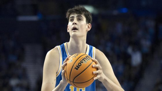 UCLA fends off Washington to pick up its third consecutive win