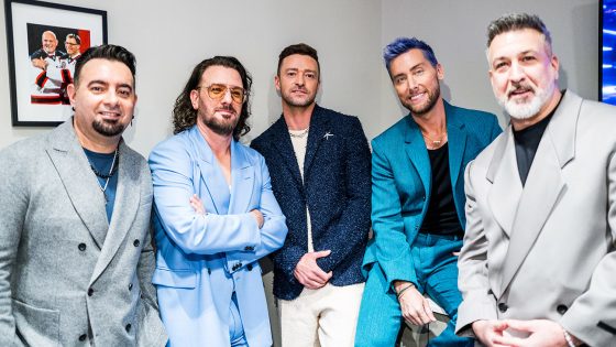 (L-R) Chris Kirkpatrick, JC Chasez, Justin Timberlake, Lance Bass and Joey Fatone of NSYNC