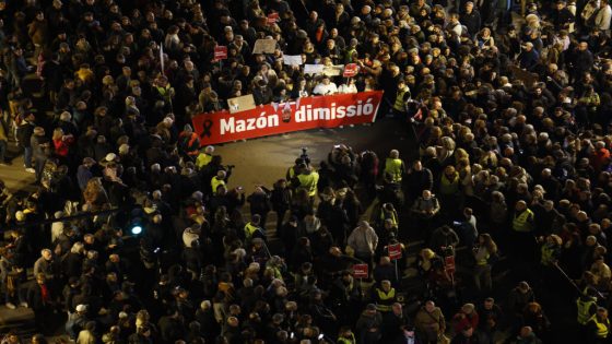 Convoquen l'1 de febrer una nova manifestació a València per a demanar la dimissió de Mazón