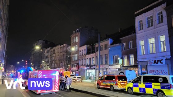 19 personen overgebracht naar het ziekenhuis na CO-intoxicatie in Antwerpen - VRT.be