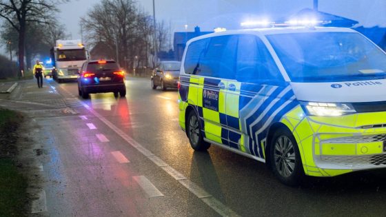 31-jarige Hasselaar levensgevaarlijk gewond na aanrijding vrachtwagen op Hasseltsesteenweg in Kortessem