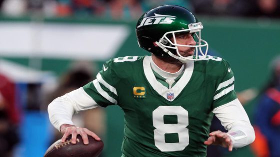 Aaron Rodgers reportedly told that Jets are moving on without him