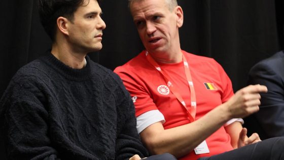 Na lange onderhandelingsnacht maakt Conner Rousseau tijd voor tennis in Hasselt