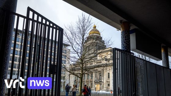 Man met geladen vuurwapen opgepakt aan ingang van Justitiepaleis in Brussel