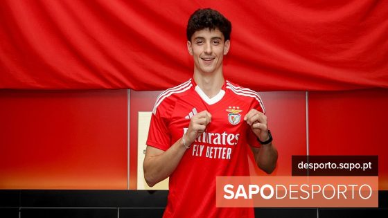 Estrela Amadora-Benfica: Bruno Lage faz revolução no onze encarnado, Manu Silva estreia-se a titular - I Liga