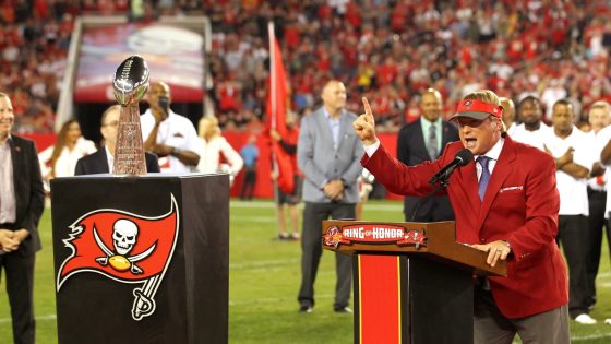 Buccaneers will reinstate Jon Gruden in Ring of Honor