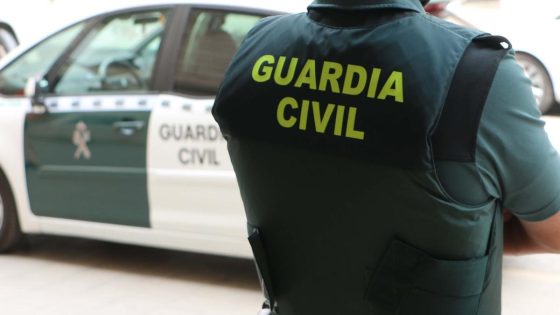 Suspenen les classes a la Foia de Bunyol per una amenaça amb armes i bombes contra els centres