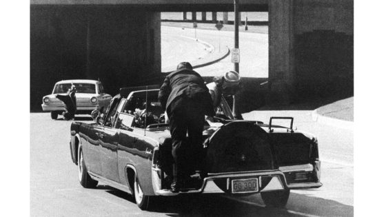 Clint Hill, Secret Service agent who leaped onto JFK's car after the president was shot, dies at 93