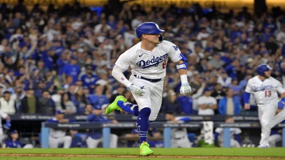 Dodgers To Re-Sign Enrique Hernandez