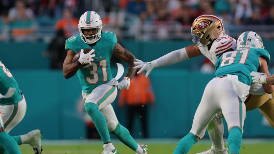 Dolphins inform Raheem Mostert they plan to release him