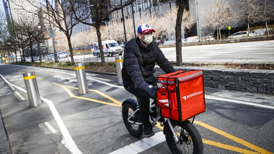 DoorDash to pay NY delivery workers $17 million