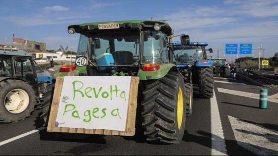 Dilluns torna la protesta pagesa amb talls de carreteres | Carles Sabaté | Barcelona | Economia