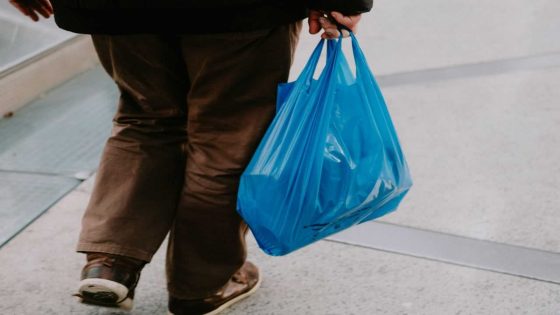 Gratis plastic zakjes in de winkel mag niet, tenzij voor deze uitzondering