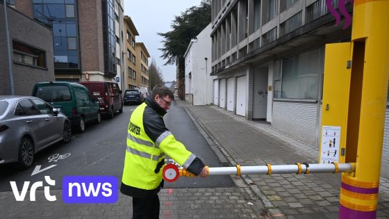 Opzichter in Wervik staakt om gevaarlijke verkeerssituatie aan te klagen aan basisschool