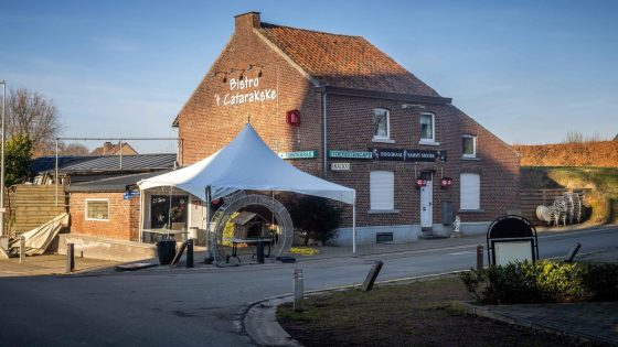 Jo Van Vlaanderen ziet 2 cafés failliet verklaard