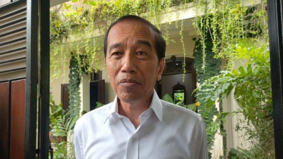 Jokowi Respons Instruksi Mega Kepala Daerah PDIP Tunda Retreat