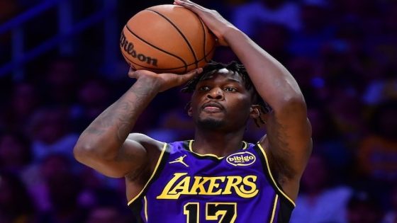 LeBron James & JJ Redick Discuss What Dorian Finney-Smith Has Brought To Lakers