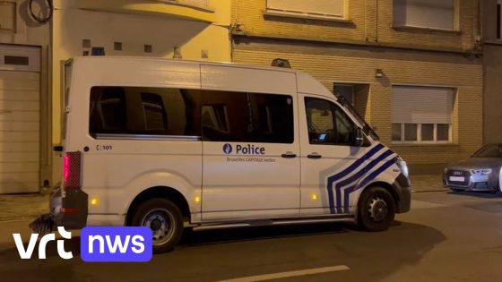 Grootschalige politieactie in Molenbeek aan de gang, "gericht tegen Albanese bende" - VRT.be