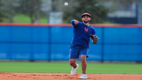 Mets' Nick Madrigal To Undergo MRI On Dislocated Left Shoulder