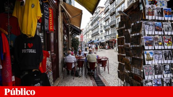 Moedas pede fim do “licenciamento zero” para travar lojas de souvenirs | Gentrificação