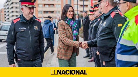 Núria Parlon dilata l'entrada dels Mossos a ports i aeroports i assegura que no podrà ser fins al setembre