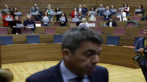 PP i Vox emparen la gestió de Mazón i voten contra la seua dimissió