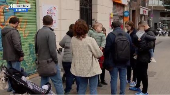 Porten els fills a la llar d'infants i es troben que ha tancat d'un dia per l'altre: "Han canviat el pany"