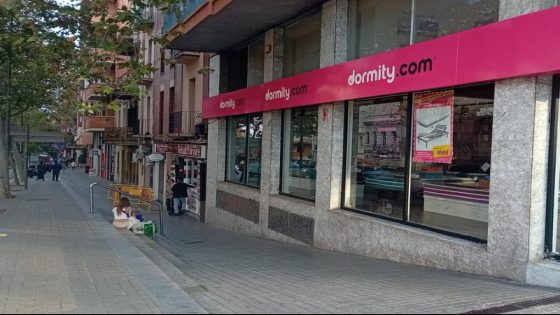 El sector del Retail no veu amb bons ulls la reducció de la jornada laboral | Mireia Rourera | Barcelona | Economia