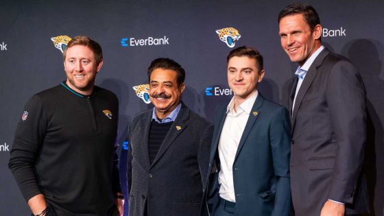 Shad Khan isn't concerned by lack of experience of new Jaguars leadership